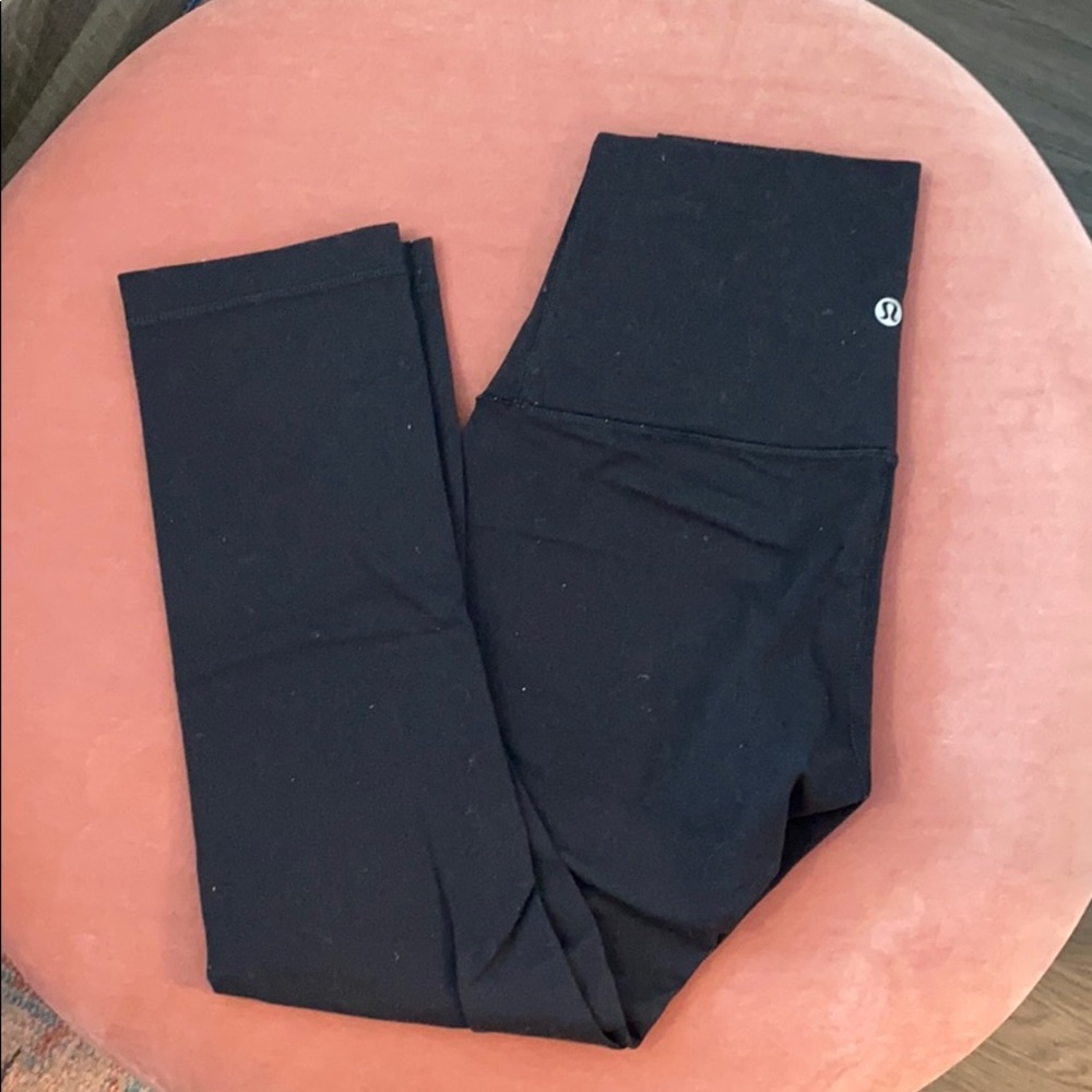Lululemon crops